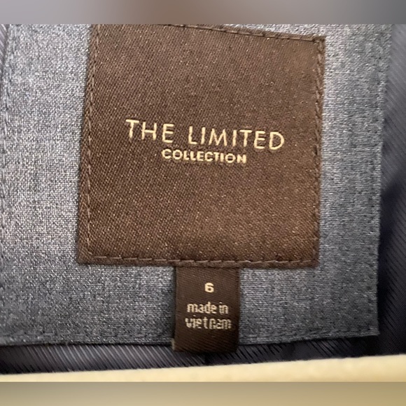 Women’s Suit - Picture 4 of 9